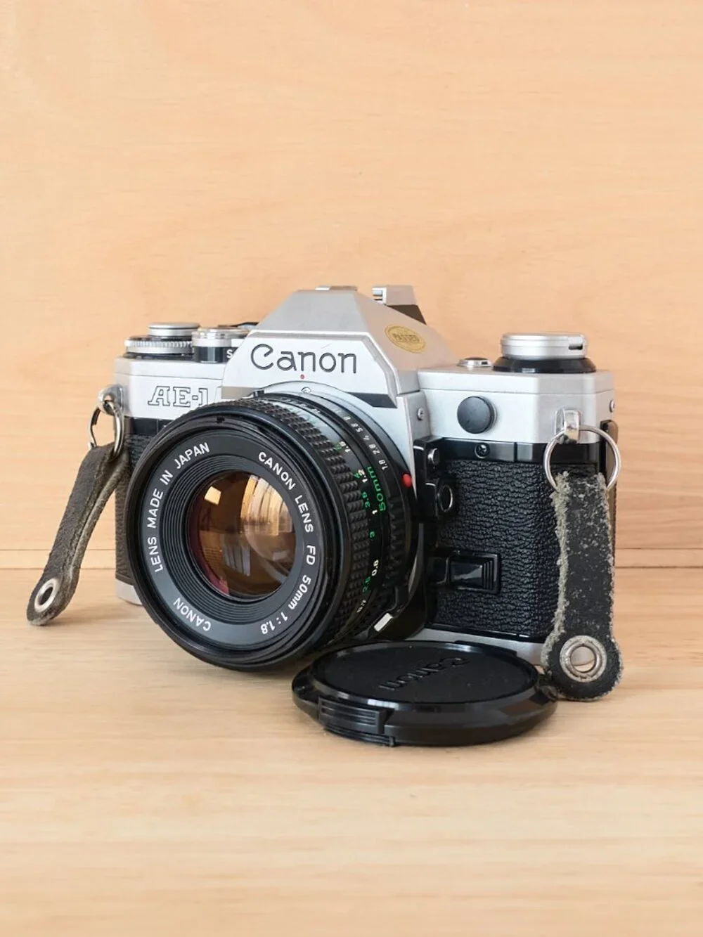 Vintage Canon AE-1 35mm SLR Film Camera 50mm Lens Canon Speedlite Flash Tested - Picture 3 of 11